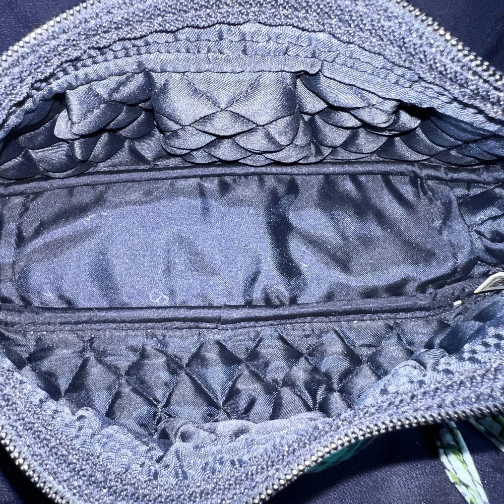 Vera Bradley Crossbody Green Blue Paisley Quilted Adjustable Strap Vibrant Boho - Picture 4 of 6